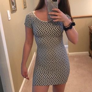 black and white bodycon dress
